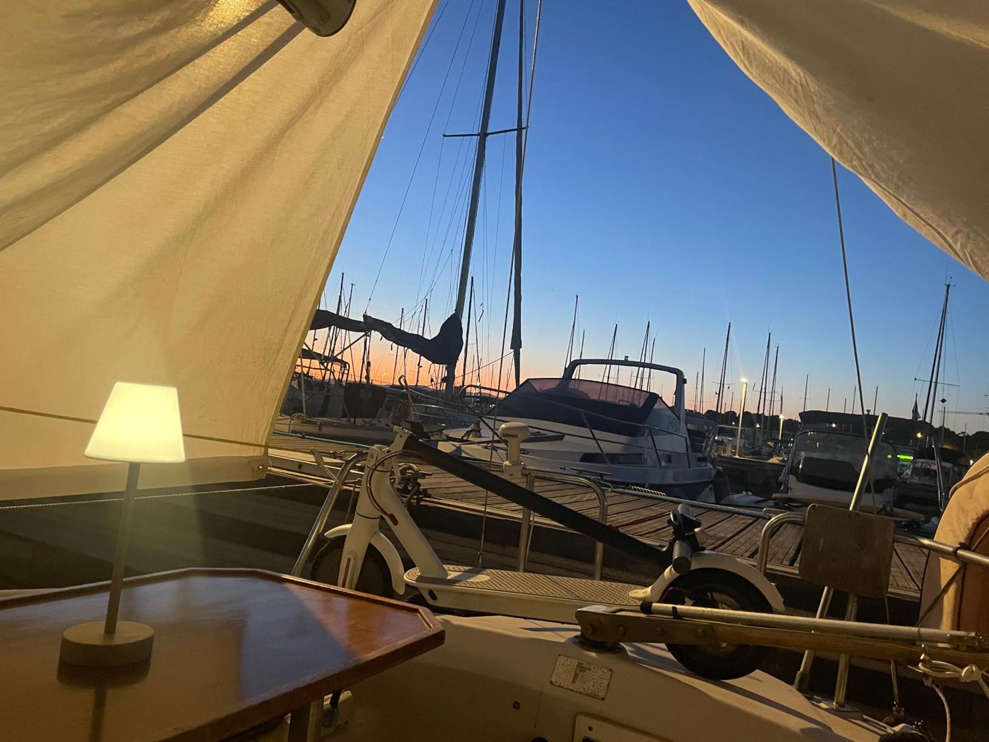 Yacht Studio Galarne Saint-Raphaël Eksteriør bilde